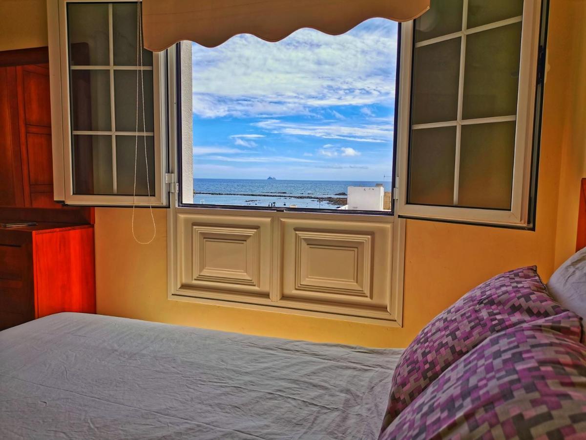 Apartamentos Brito Orzola Exteriör bild