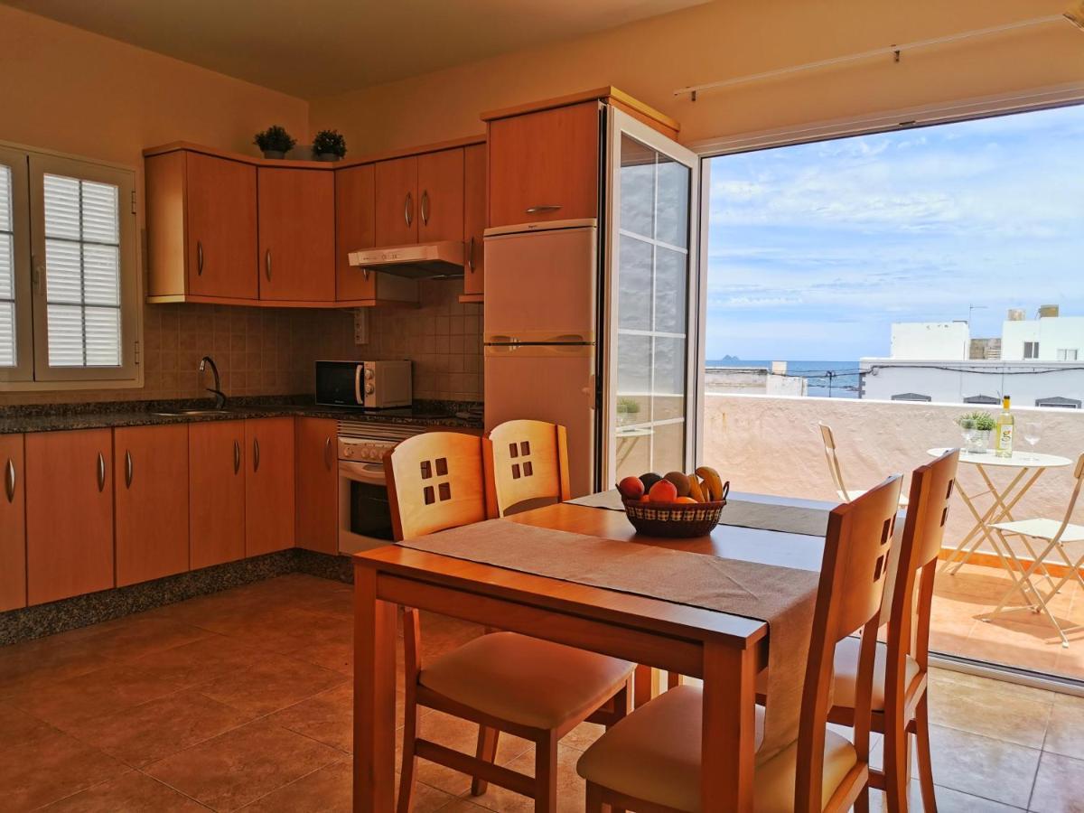 Apartamentos Brito Orzola Exteriör bild