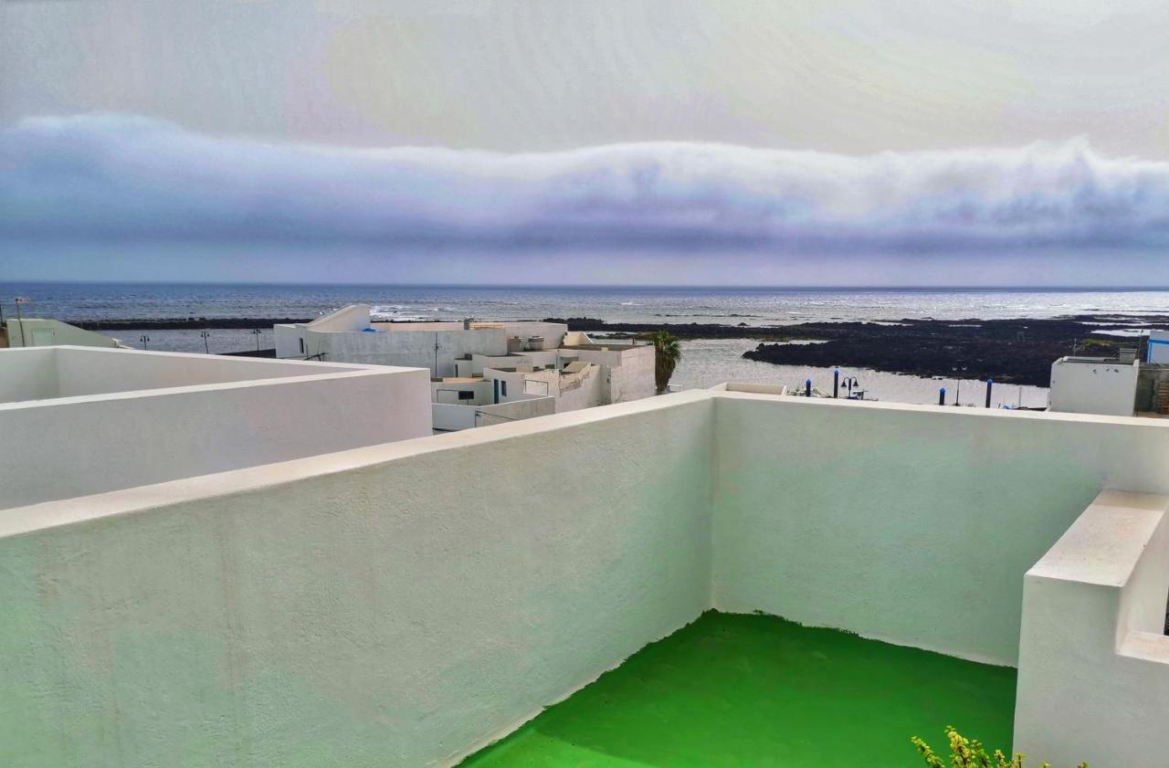Apartamentos Brito Orzola Exteriör bild