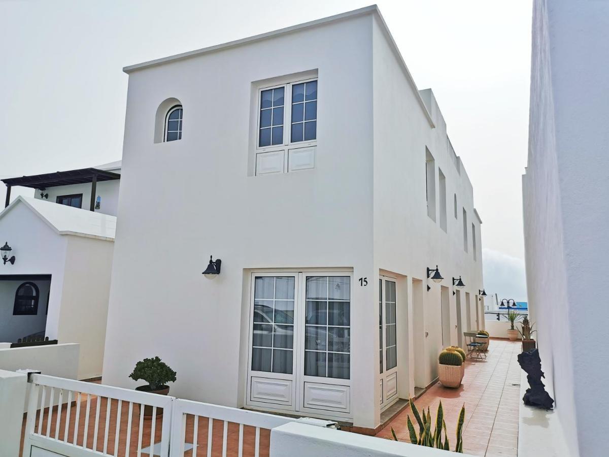 Apartamentos Brito Orzola Exteriör bild