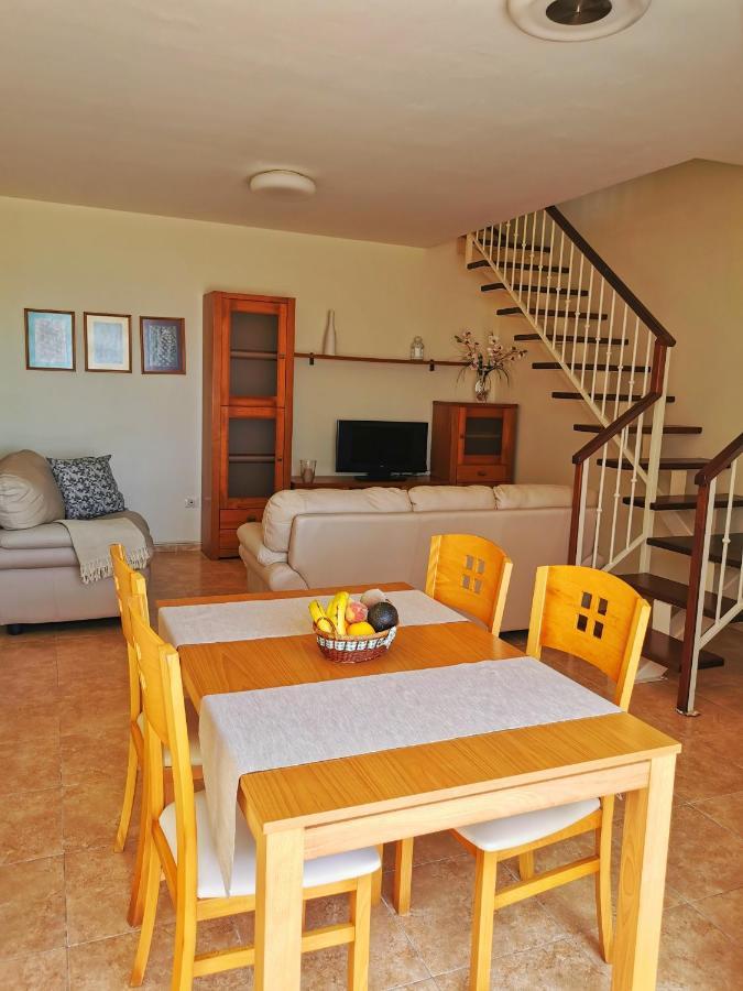 Apartamentos Brito Orzola Exteriör bild