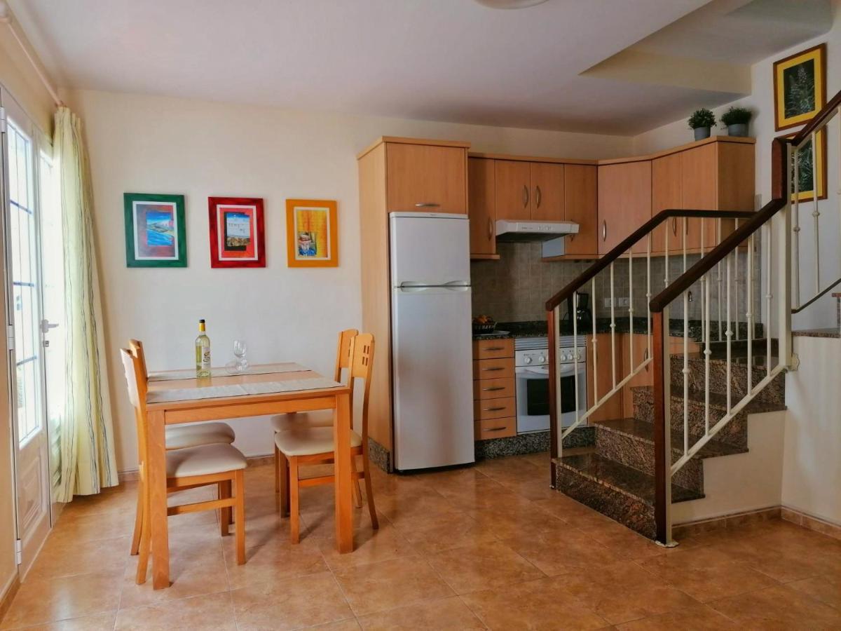 Apartamentos Brito Orzola Exteriör bild